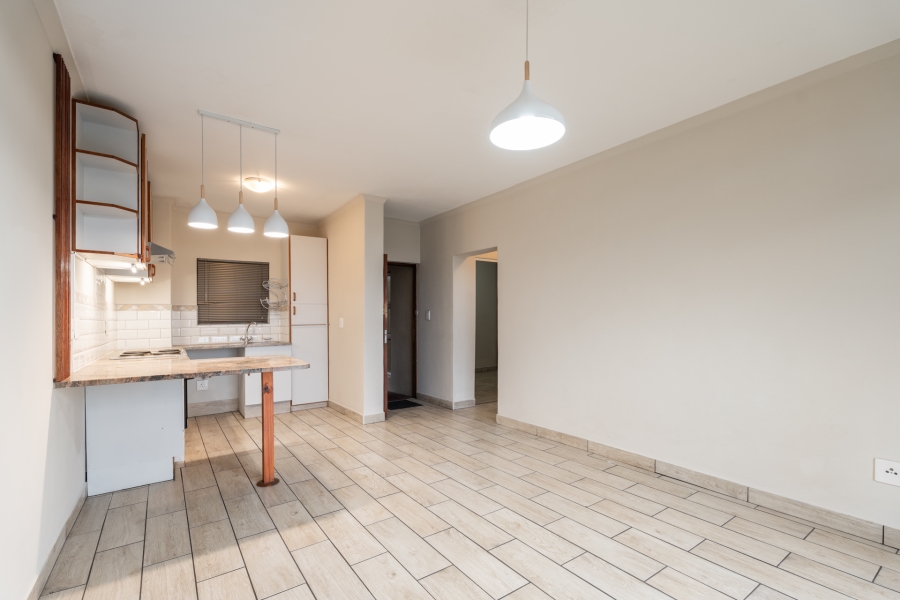 2 Bedroom Property for Sale in Whispering Pines Western Cape